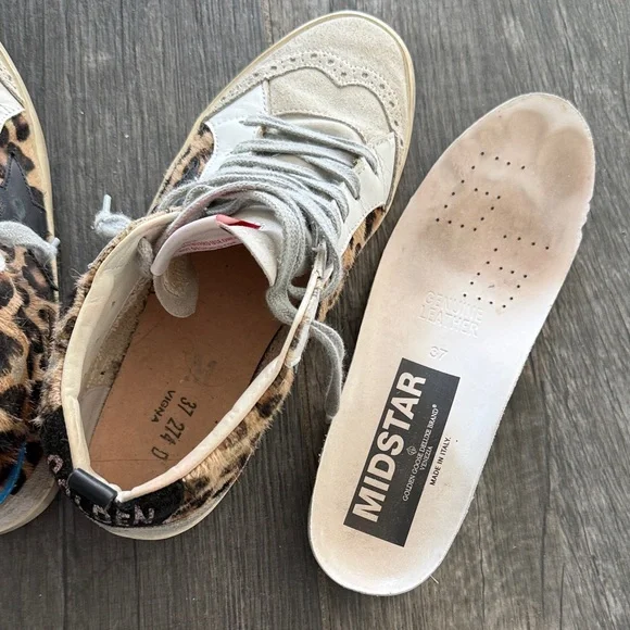 Golden Goose Leopard Print Sneakers with Black Star - Picture 6 of 6